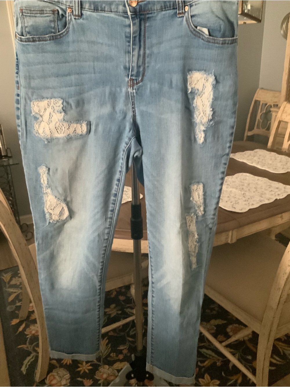 Chico’s Platinum Size 1.5 Light Blue Distressed Women’s Jeans